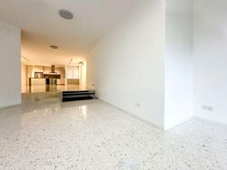 Garden Apartment (D10), Apartment #594178011